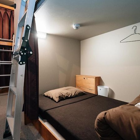 Linda Hostel 106 Oszaka Kültér fotó